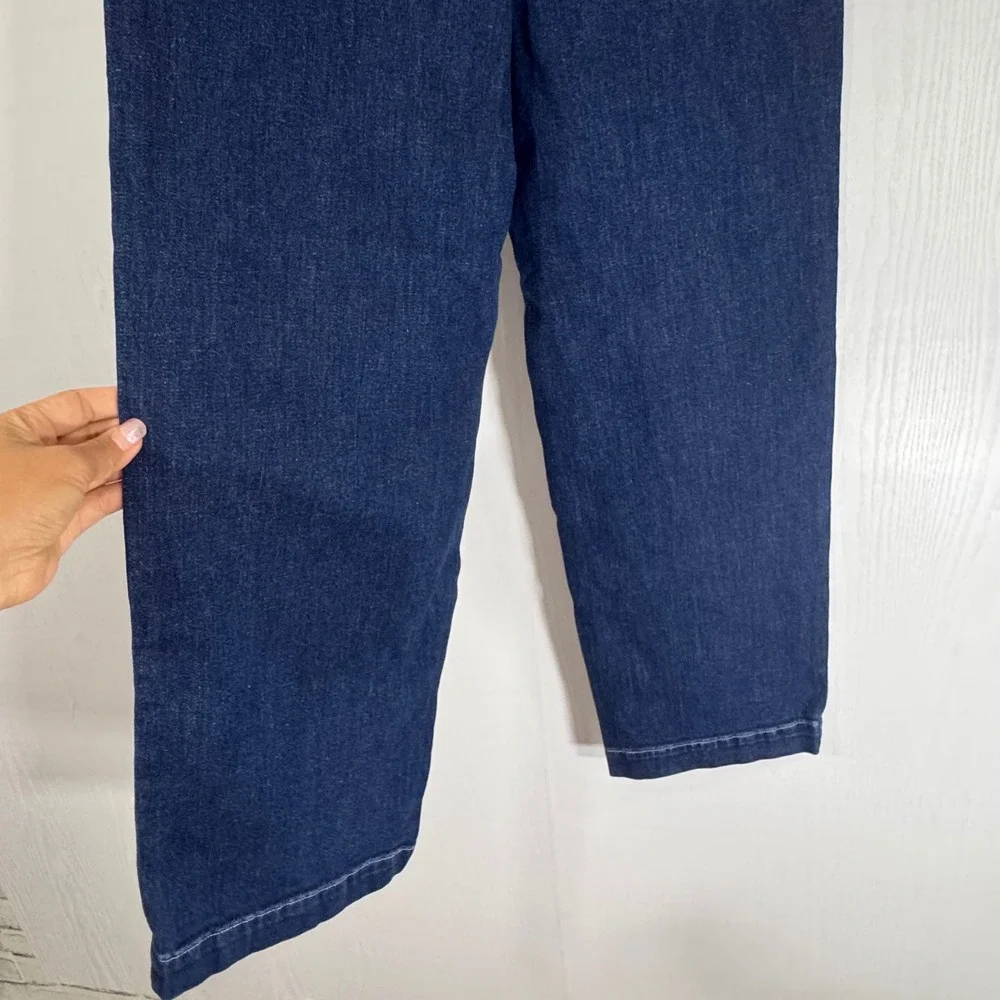 Uniqulo High Waisted Wide Straight Denim‎ Trouser Mom Jeans size 4 Pants